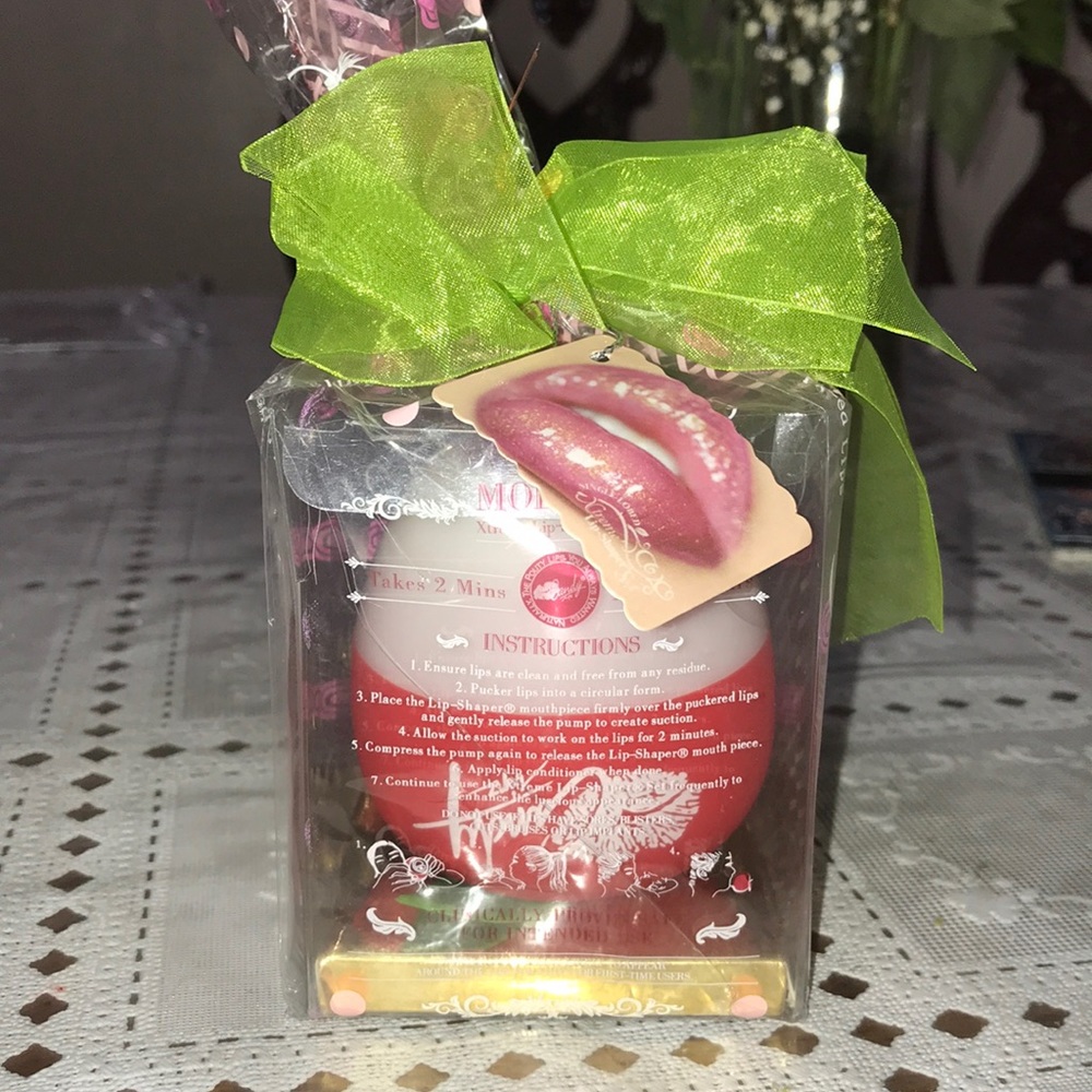 Candy lipz lip plumper